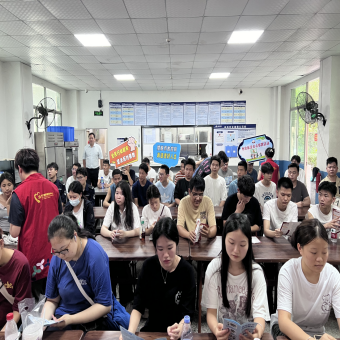 广东省深圳市宝安区：“七进”活动不停歇，防邪反邪靠大家(投稿)254.png