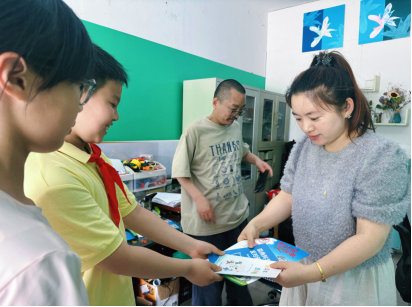 杭州市拱墅区文晖街道开展迎“六一”校园反邪警示教育宣传活动786.png 杭州市拱墅区文晖街道开展迎“六一”校园反邪警示教育宣传活动786.png