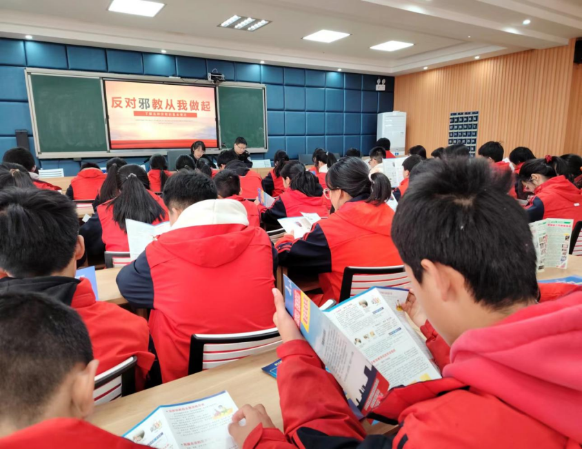 浙江东阳画水镇:反邪宣传进校园 抵制邪教强少年227.png 浙江东阳画水镇:反邪宣传进校园 抵制邪教强少年227.png