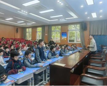 浙江宁波奉化:“科学之光照亮校园,反邪教育守护平安”校园讲堂570.png 浙江宁波奉化:“科学之光照亮校园,反邪教育守护平安”校园讲堂570.png