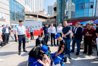 浙江省平湖市举行反邪教宣传月活动启动仪式339.png 浙江省平湖市举行反邪教宣传月活动启动仪式339.png