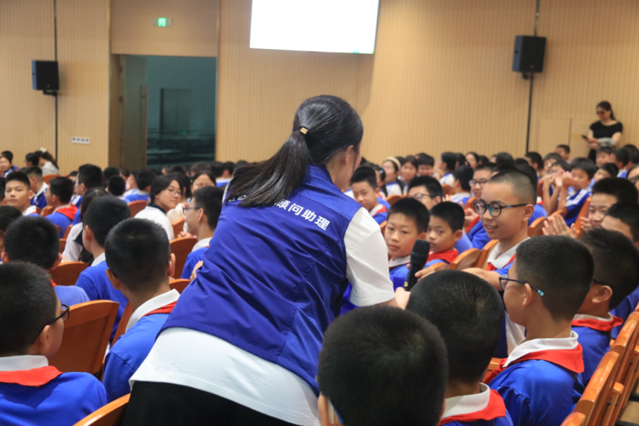 深圳宝安:结合国家安全日举办“倡导科学文明,勇当反邪先锋”宣传讲座290.png 深圳宝安:结合国家安全日举办“倡导科学文明,勇当反邪先锋”宣传讲座290.png