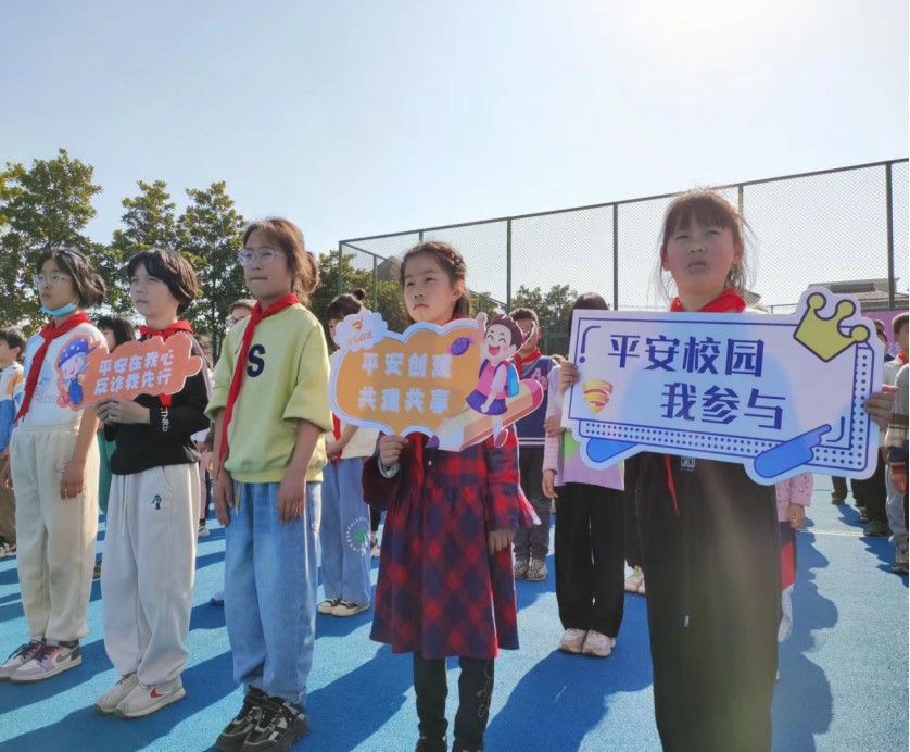 综治送平安 反邪进校园---浙江省义乌市稠江街道综治办开展校园反邪教宣传活动(2)541.png