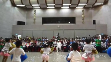 287539▲“血水圣灵”夏令特会上出现大量儿童_副本.jpg