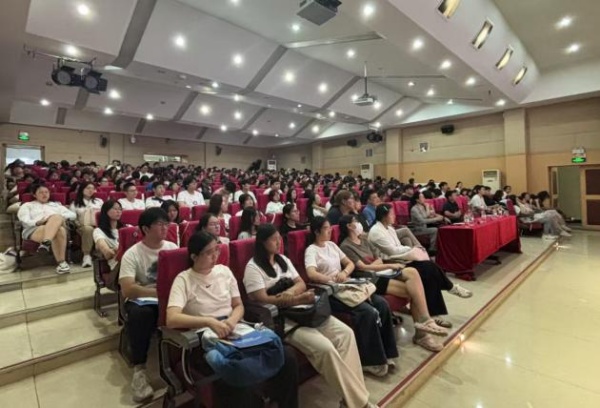 600同举办反邪教专题讲座、宣传展览活动图片1_副本.jpg