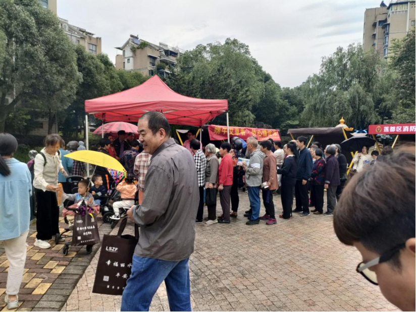 浙江丽水：各地积极开展节前反邪教宣传活动171.png